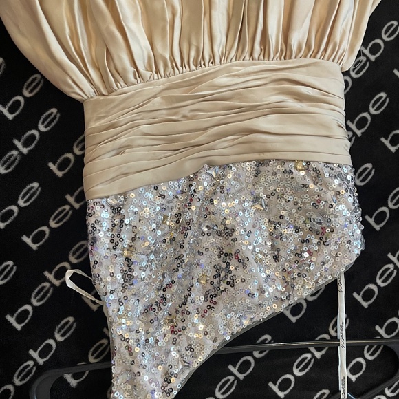 This is a Light In The Box dress - Picture 3 of 11